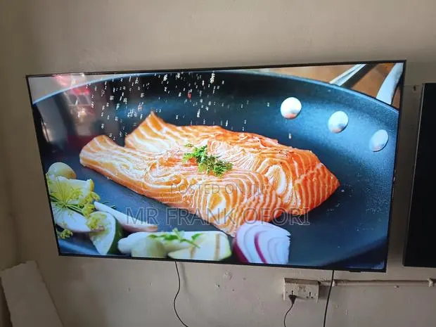 Samsung Airslim 50inches Smart · Photo 1