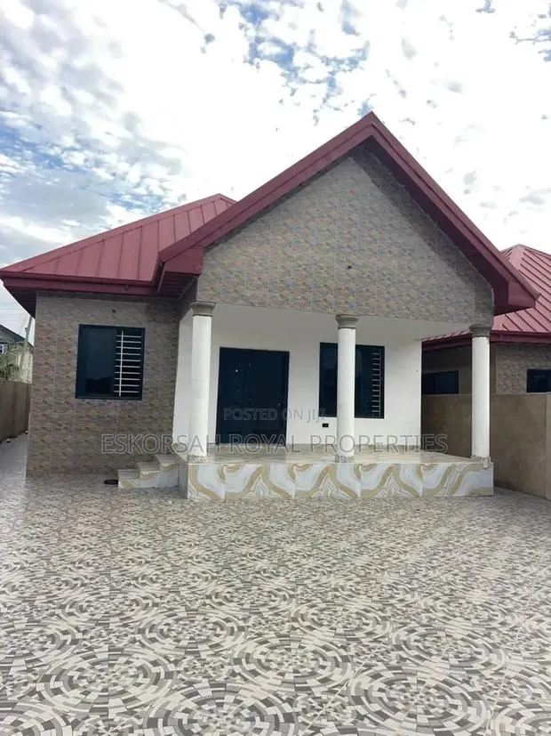 3bdrm House in Odumasi Sonttra, Amasaman for sale · Photo 1