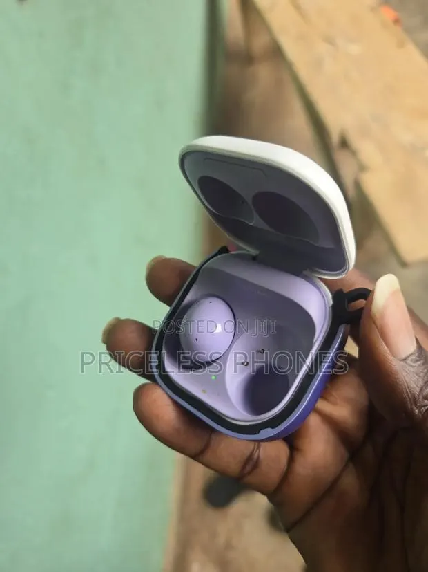 Samsung Galaxy Buds2 · Photo 1