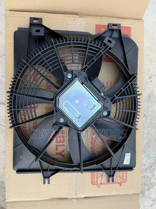 Honda CRV 2023 - 2025 Hybrid Radiator Fan · Photo 1