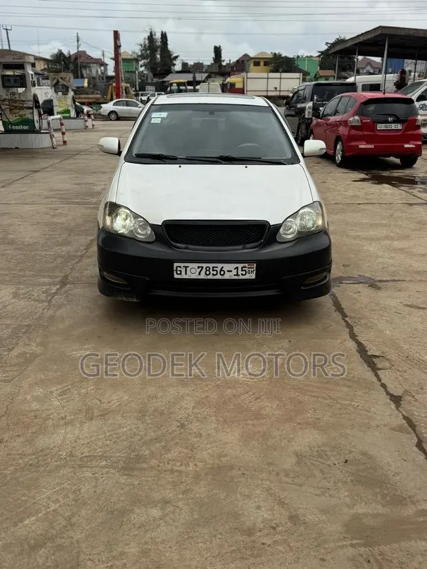 Toyota Corolla 1.8 2008 White · Photo 1