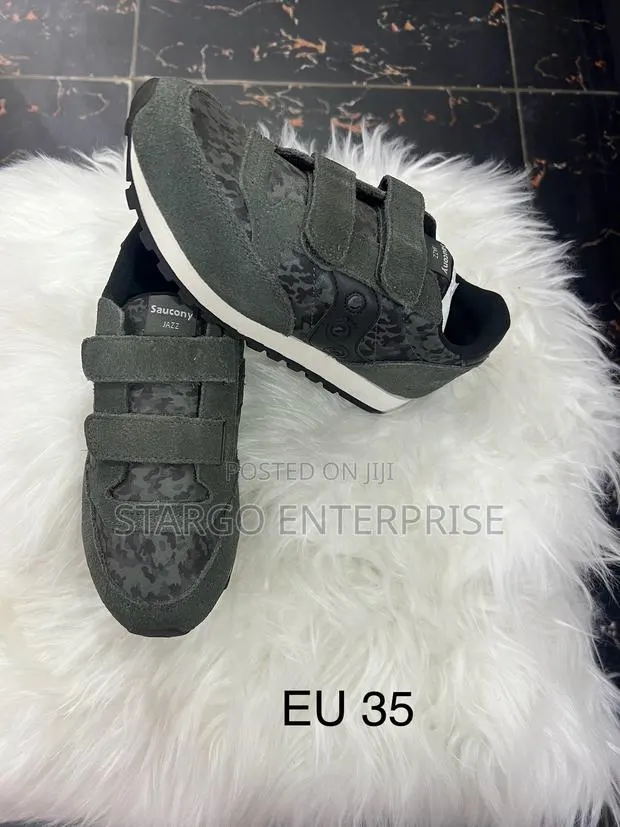 Kids Sneakers From USA · Photo 1