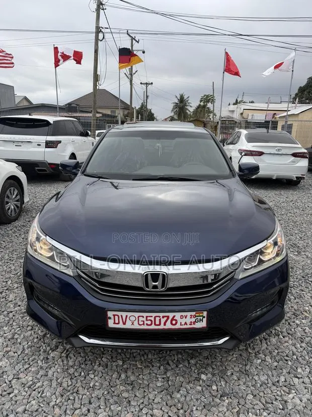 Honda Accord Sport 4dr Sedan FWD (2.4L 4cyl 2A) 2017 Blue · Photo 1