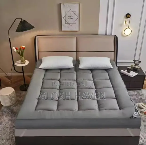 Soft Mattress Topper · Photo 1