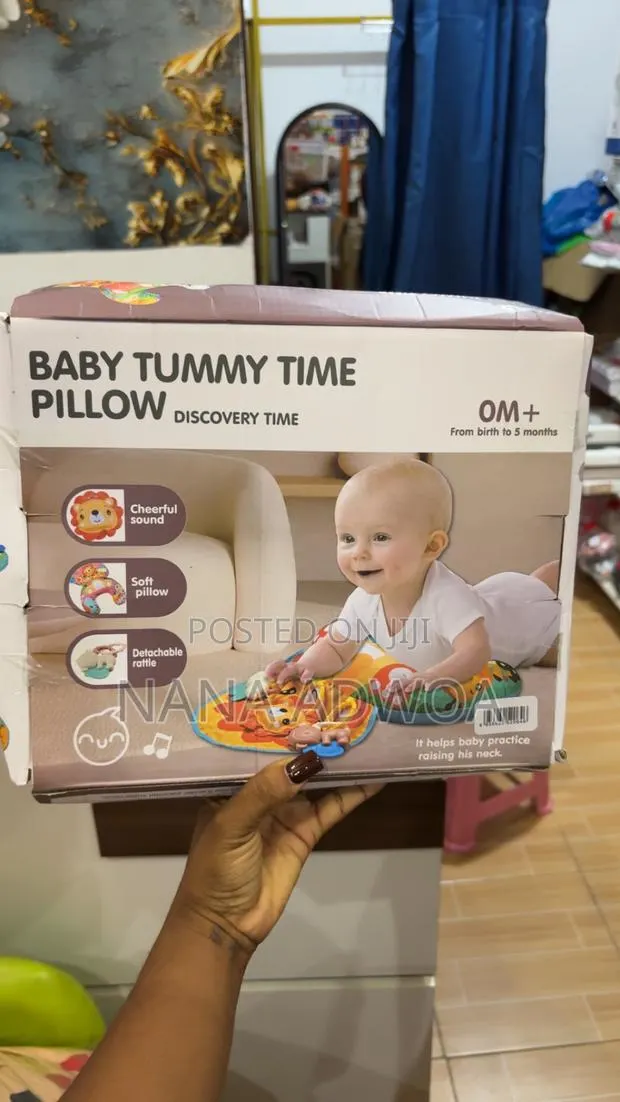 Baby Tummy Time Pillow · Photo 1