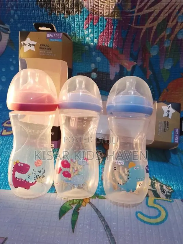 Cute and Nice Feeding Bottle 3months to 1 Year · Photo 1