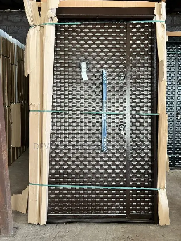 High Quality Full Metal Quality Black//brown One N Half Doors · Photo 1