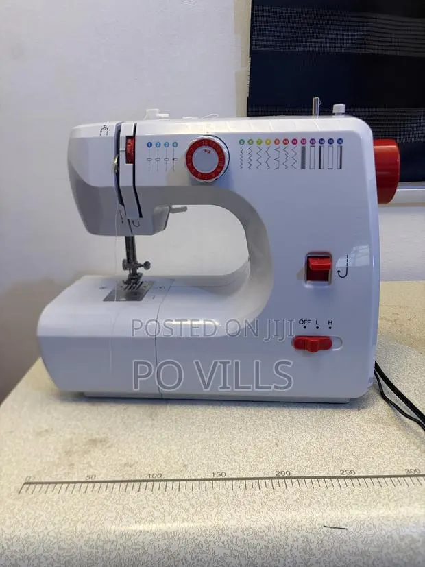 Sewing Machine · Photo 1