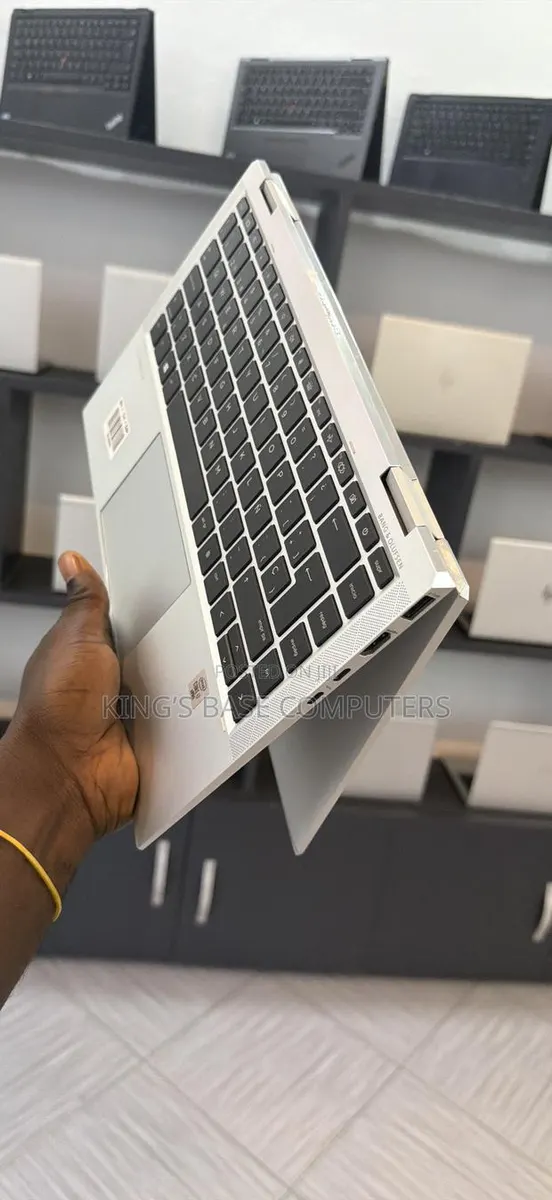Laptop HP EliteBook x360 1030 G7 16GB Intel Core i7 SSD 512GB · Photo 1