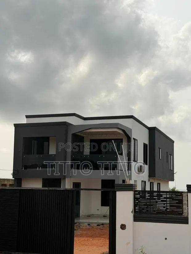 4bdrm Duplex in Prampram for sale · Photo 1