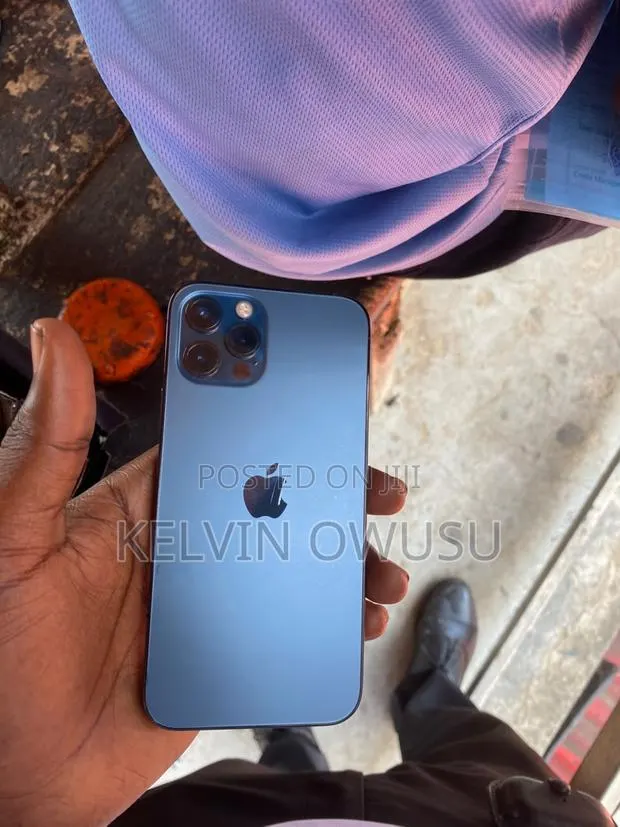 Apple iPhone 12 Pro 128 GB · Photo 1