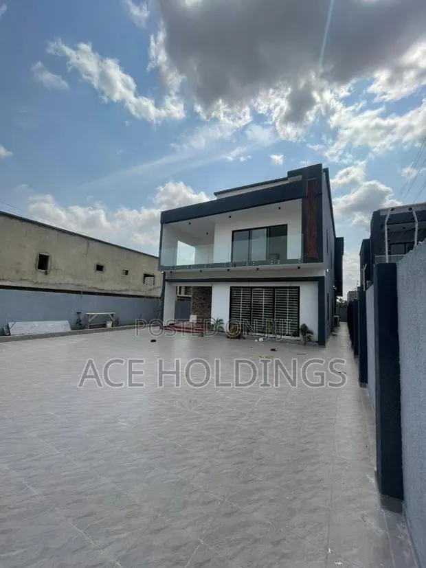 4bdrm Mansion in Ayi Mensah, Ga East Municipal for sale · Photo 1