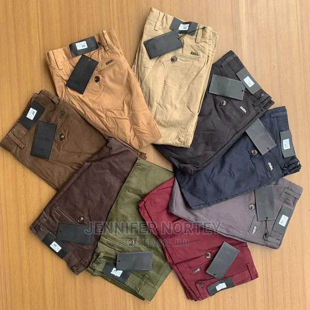 Zara Trousers · Photo 1
