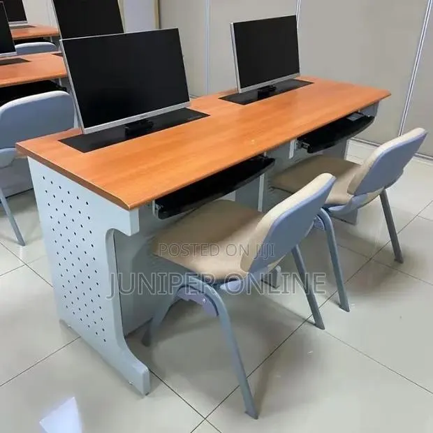 Computer Lab Table · Photo 1