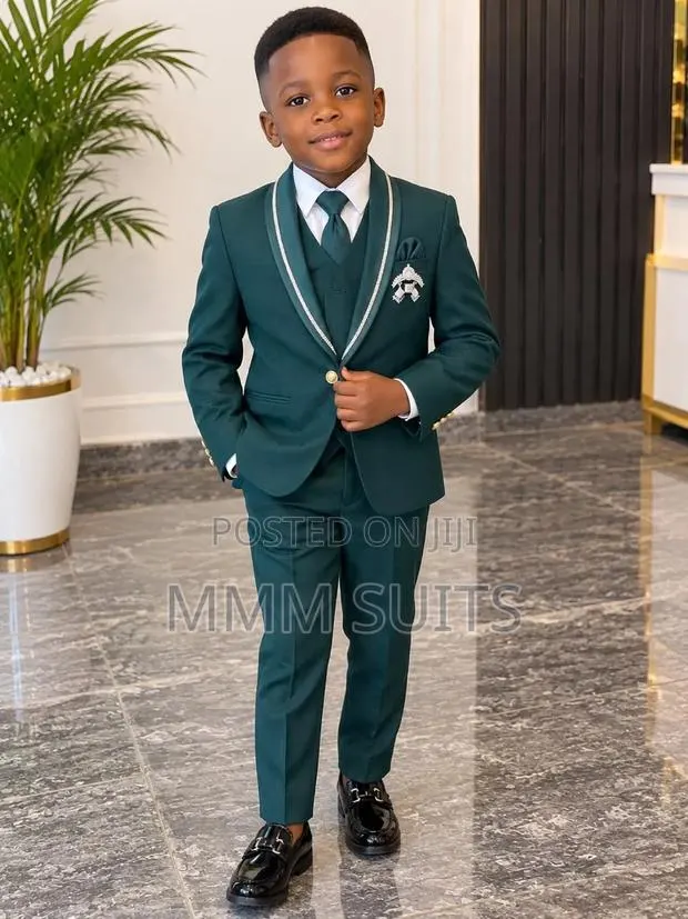 Quality 3-Piece Tuxedo Children Boys Suit · Photo 1