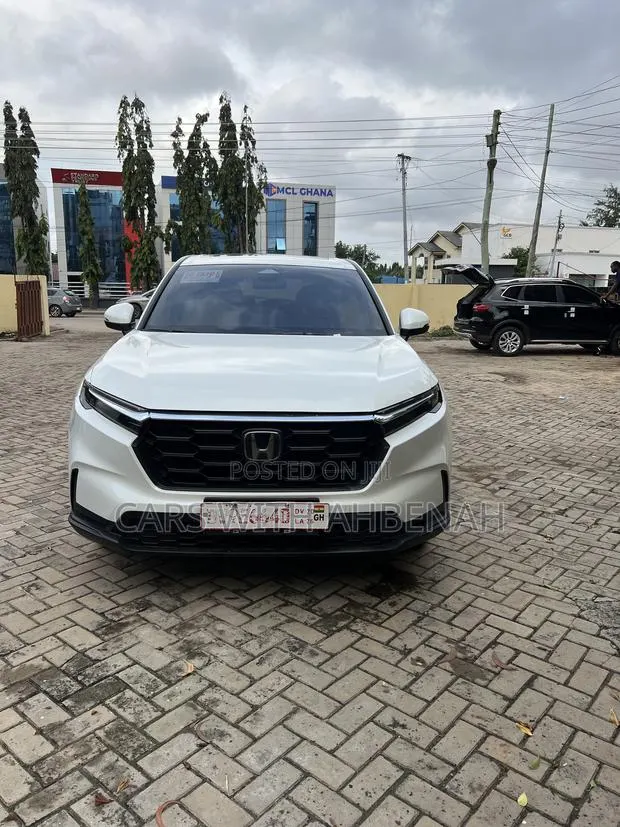 Honda CR-V 2023 White · Photo 1