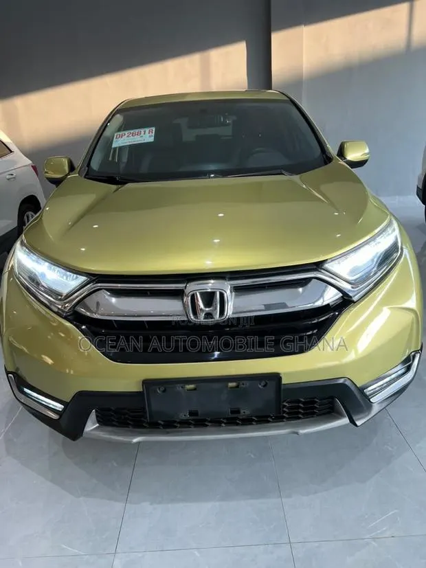 Honda CR-V Touring AWD 2018 Green · Photo 1