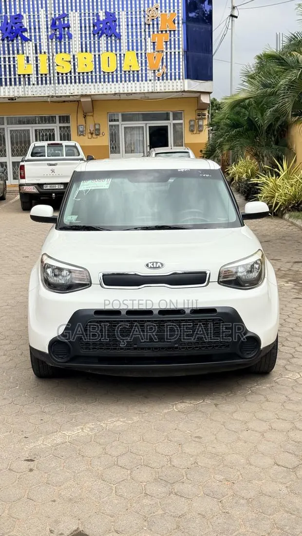 Kia Soul 2016 White · Photo 1