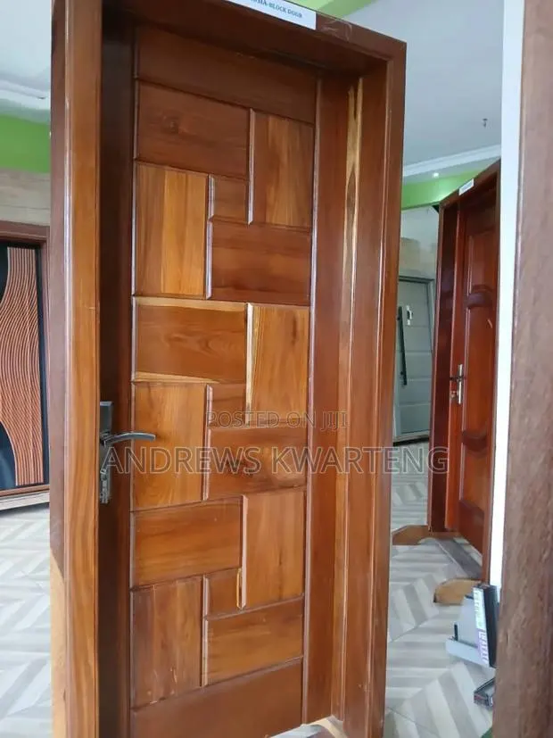 Wooden Doors · Photo 1