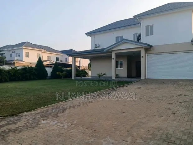 5bdrm House in Sakumono Ntac for rent · Photo 1
