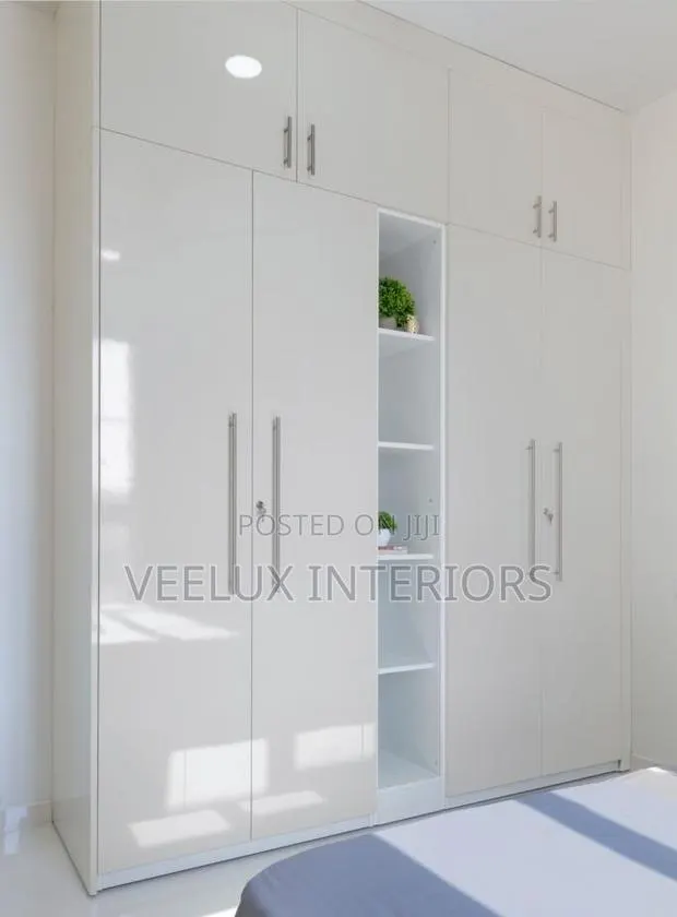 Customized Wardrobe Interior Design for Personalized Spaces · Photo 1