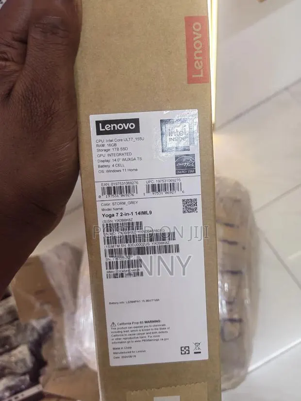 New Laptop Lenovo Yoga 7i 16GB Intel Core I7 SSD 1T · Photo 1