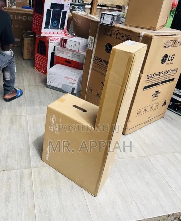 Get Sleek Samsung 2.1channel Wireless Sound Bar(B450F)2025 · Photo 1