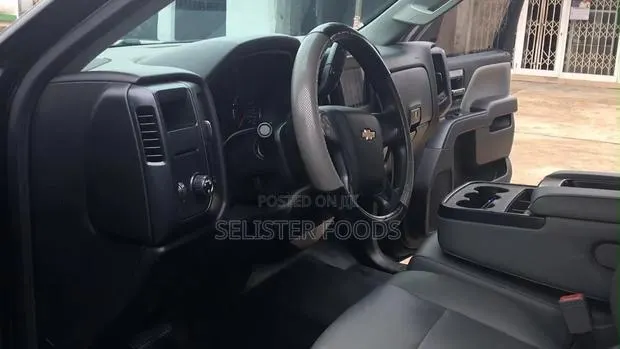 Chevrolet Silverado 2016 Black · Photo 1