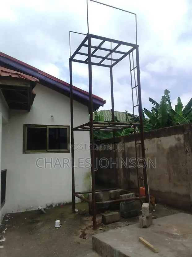 Poly Thank (1ps), Water Tank Stand One ps.for Sale · Photo 1