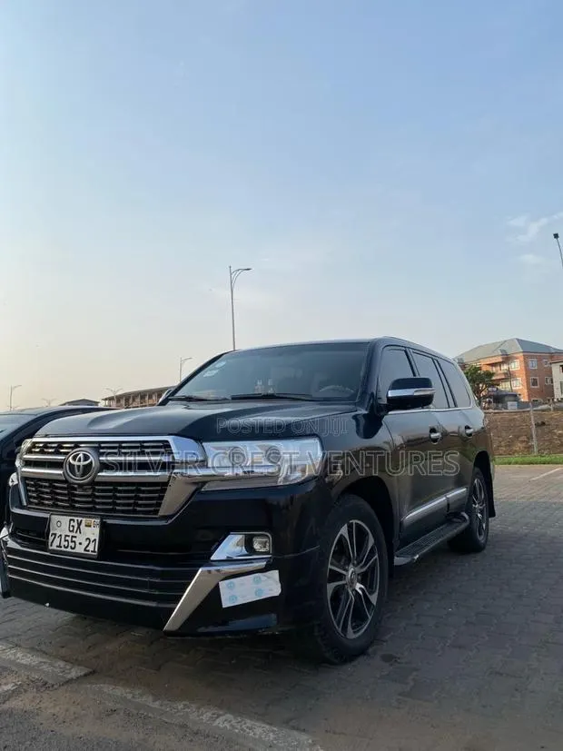 Toyota Land Cruiser 4.6 V8 GX-R 2014 Black · Photo 1