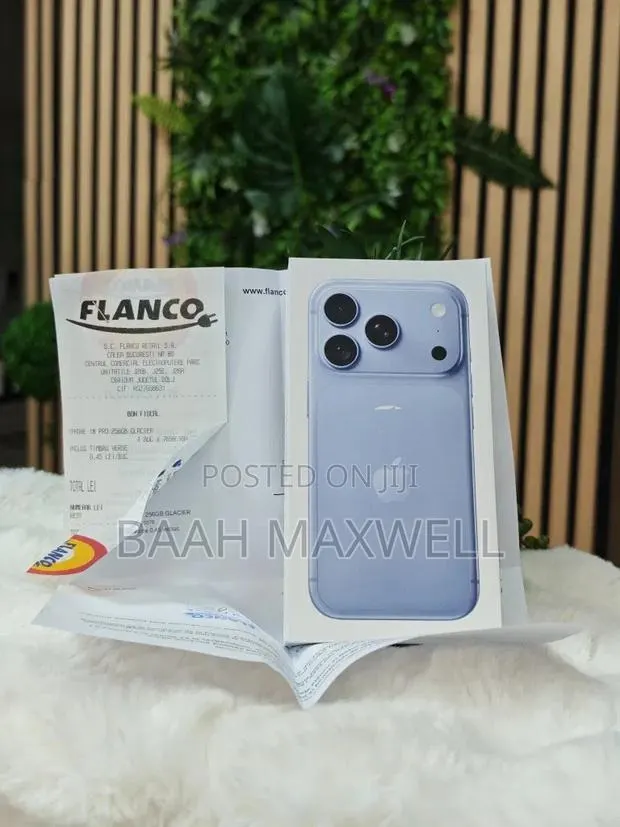 New Apple iPhone 18 Pro Max 512 GB Blue · Photo 1