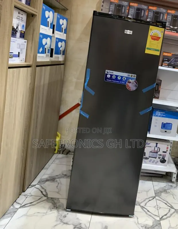 Get Accurate 255 Liters Puf-370 1 Door Upright Freezerpearl · Photo 1