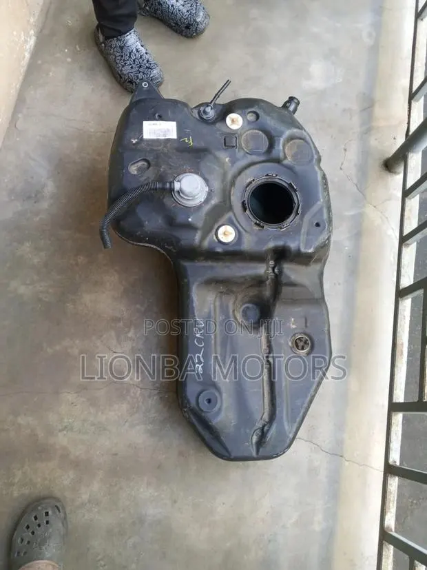Honda CR-V 2020 Fuel Tank · Photo 1