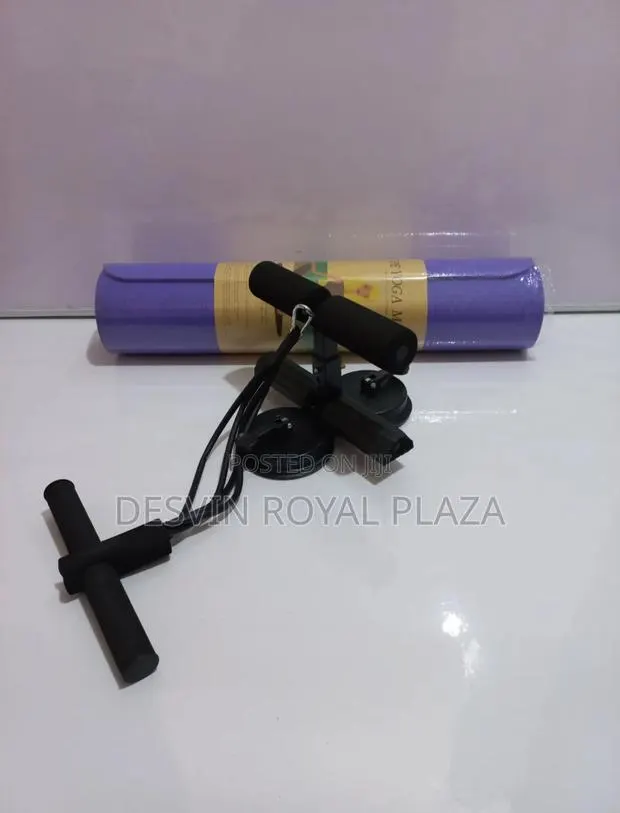 Sit Up With Resistance Band + Exercise Mat · Photo 1