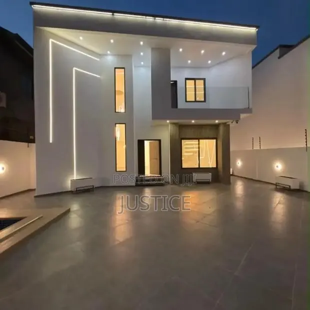 4bdrm House in Ashaley Botwe, School Junction for rent · Photo 1