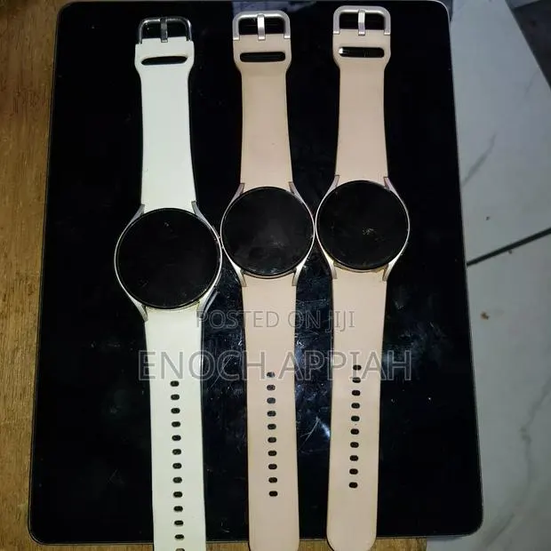 Smart Samsung Galaxy Watches · Photo 1
