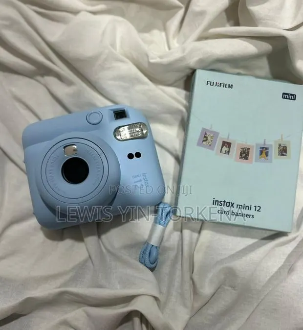 Instax Mini 12 Camera · Photo 1