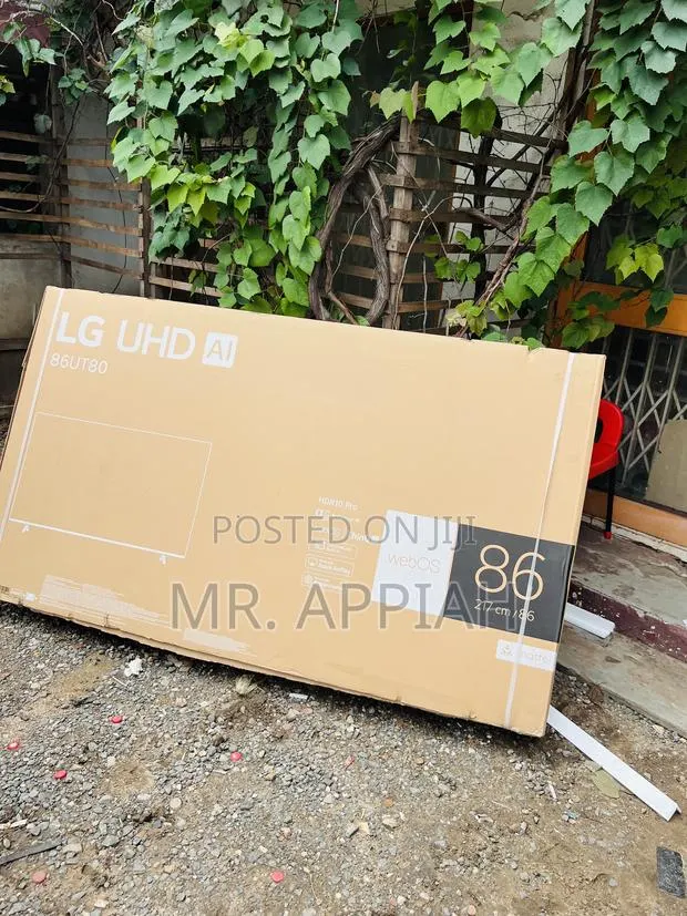 Extremely Unique Lg 86” Uhd Smart Screen Tv(2024 Model) · Photo 1