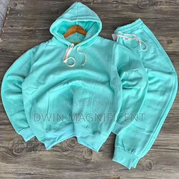 Hoodie and Sweatpants Tracksuit Set · Photo 1