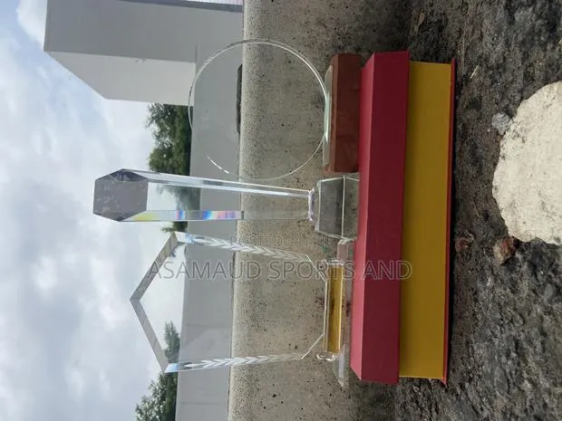 Award Plaque Available at Cool Price · Photo 1