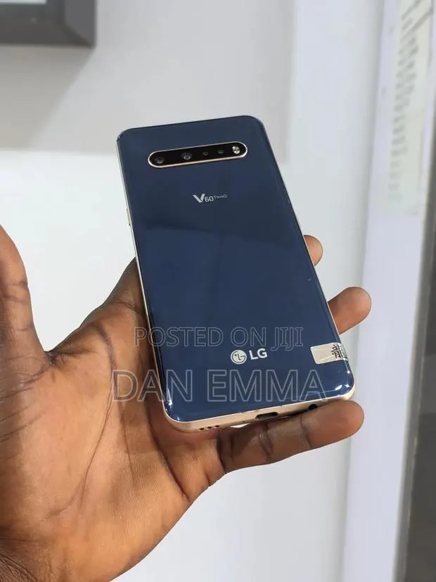 New LG V60 ThinQ 5G 128 GB Blue · Photo 1