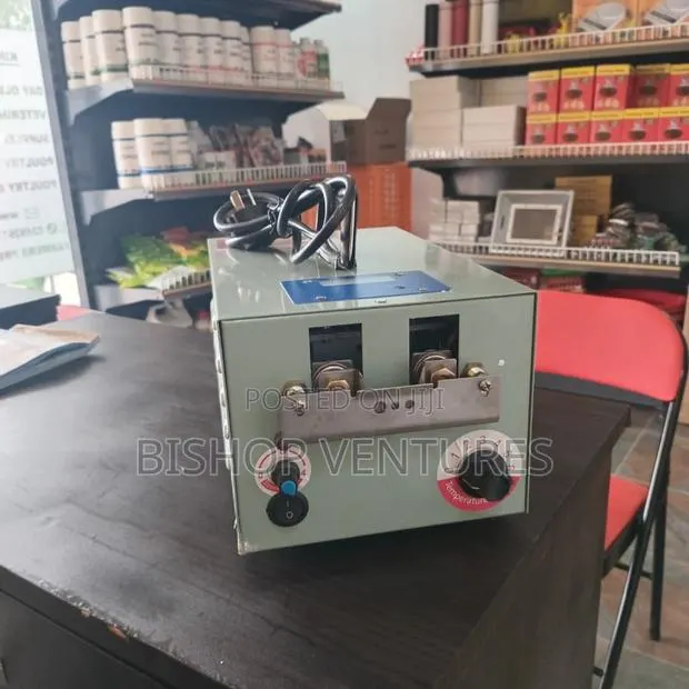 Automatic Debeaker Machine With Auto Counter Sealed In Box · Photo 1