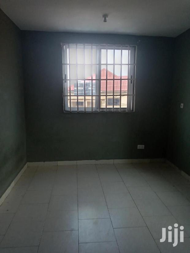 Executive 2-Bedrooms Apartment Dansoman 1yr · Photo 3