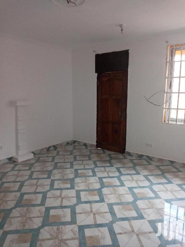 Executive 2-Bedrooms Apartment Dansoman 1yr · Photo 5
