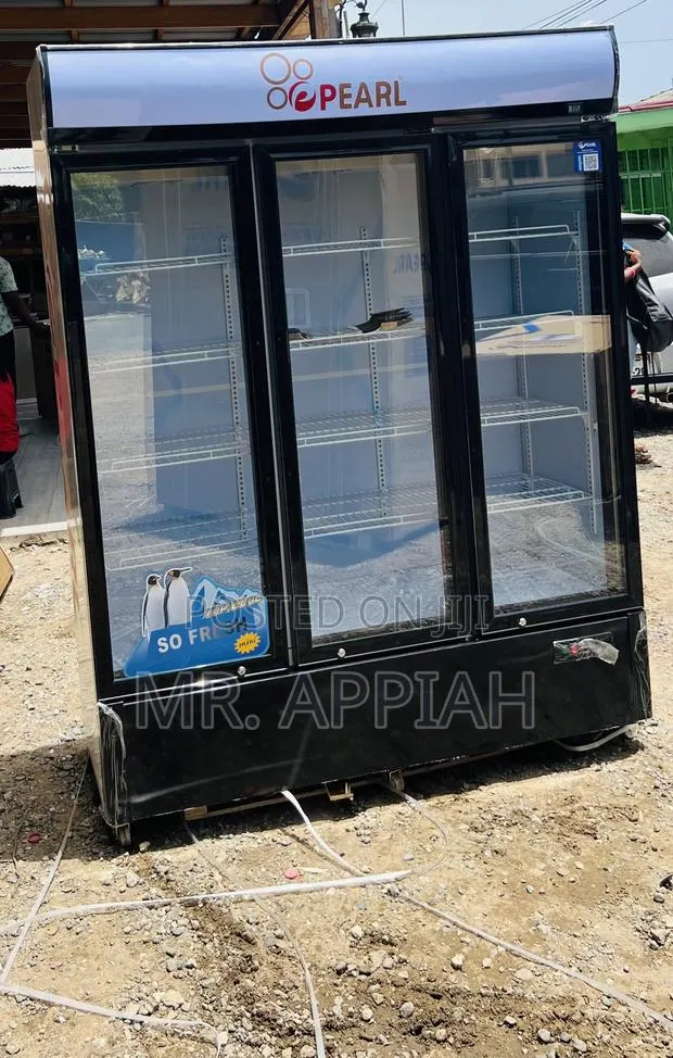 Get PVC-1540-28ab 3 Door Electric Beverage Cooler(White) · Photo 1