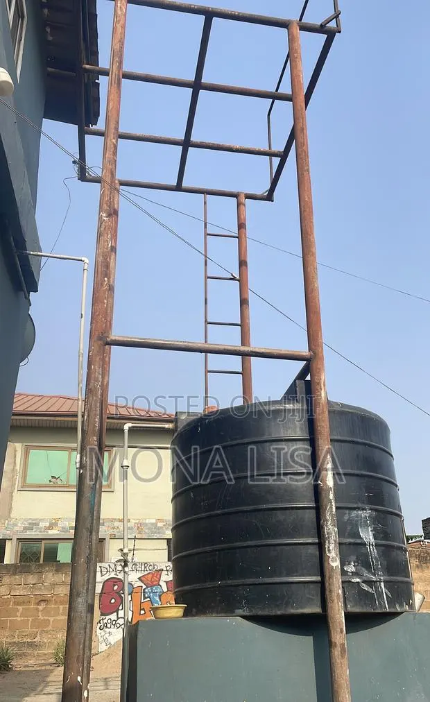 Poly Tank Stand · Photo 1