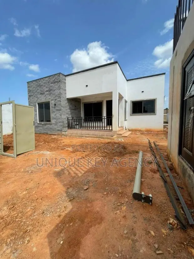 3bdrm House in Unique Key Agency, New Legon for sale · Photo 1