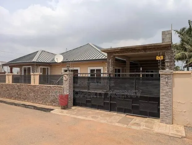 3bdrm House in Noble Estate, Prampram for sale · Photo 1