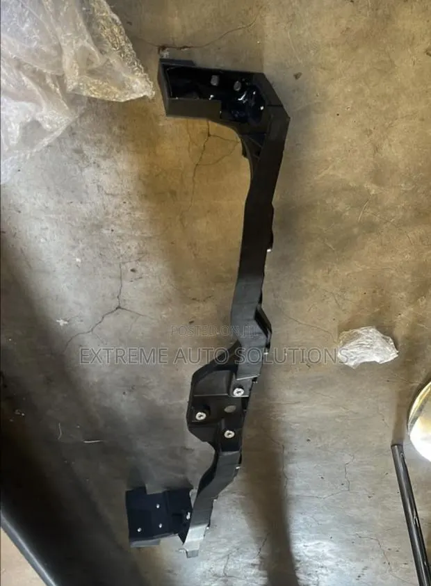 Mitsubishi Outlander 2022,2023,2024,2025, Radiator Support Available · Photo 1