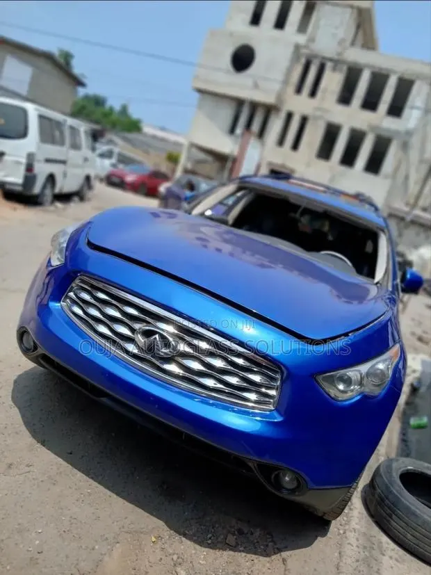 Infiniti Fx35 and Qx70 Windscreen Available · Photo 1